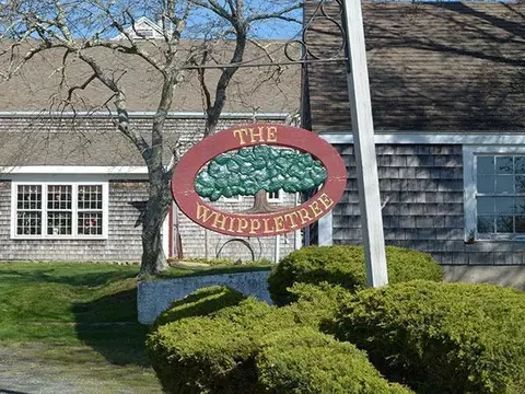 Exterior - 660 Main St, West Barnstable, MA 02668 photo 3 of 10