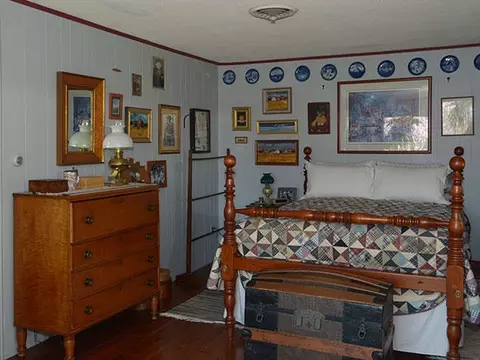 Bedroom - 660 Main St, West Barnstable, MA 02668 photo 2 of 2