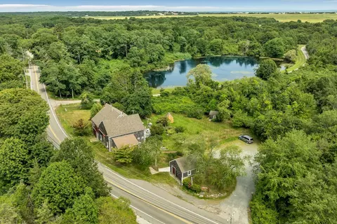 View/Area - 660 Main St, West Barnstable, MA 02668 photo 2 of 2
