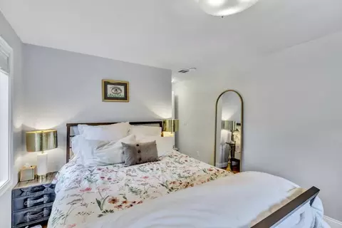 Bedroom - 304 Red Brook Rd, Mashpee, MA 02649 photo 4 of 10