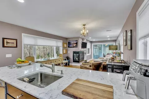 Kitchen - 304 Red Brook Rd, Mashpee, MA 02649 photo 4 of 5
