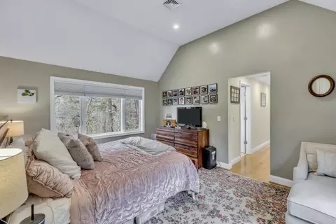 Bedroom - 304 Red Brook Rd, Mashpee, MA 02649 photo 8 of 10