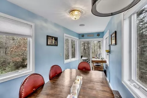 Dining - 304 Red Brook Rd, Mashpee, MA 02649 photo 2 of 3