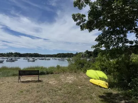 4 High Tide Ln, Orleans, MA 02653