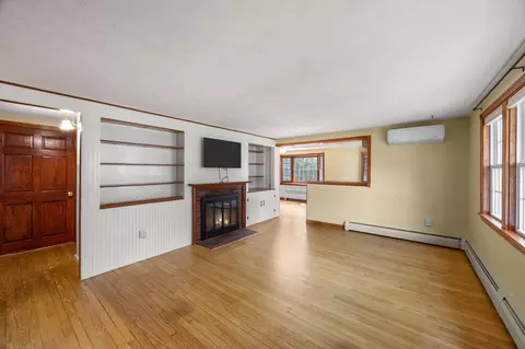 Living - 87 Vidal Ave, Teaticket, MA 02536 photo 1 of 5