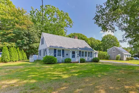 Exterior - 87 Vidal Ave, Teaticket, MA 02536 photo 2 of 6