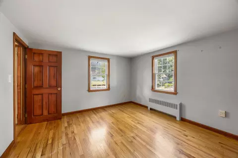 Bedroom - 87 Vidal Ave, Teaticket, MA 02536 photo 2 of 5