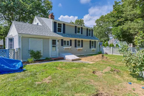 Exterior - 87 Vidal Ave, Teaticket, MA 02536 photo 5 of 6