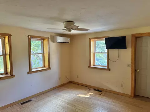 Living - 765 Schoolhouse Rd, Eastham, MA 02642 photo 6 of 9