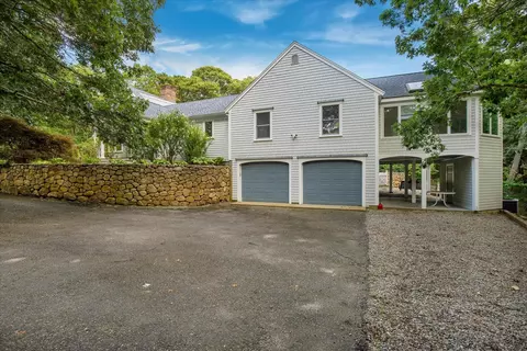 Exterior - 6 Heron Way, Mashpee, MA 02649 photo 4 of 4