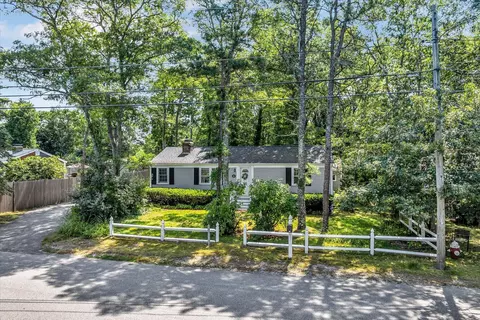 11 Hazelwood Rd, South Dennis, MA 02660