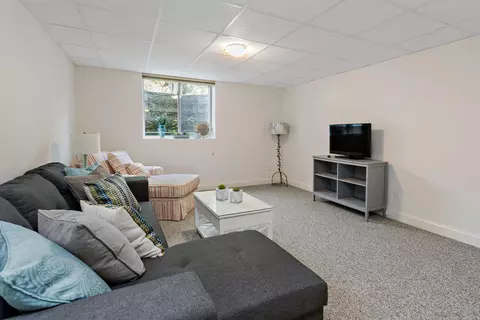 Living - 45 Grey Hawk Dr, Mashpee, MA 02649 photo 5 of 6