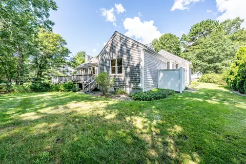 Exterior - 51 Falling Leaf Ln, Osterville, MA 02655 photo 5 of 7