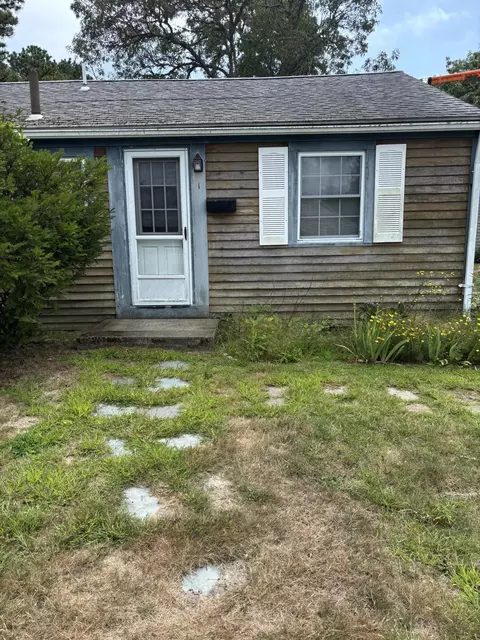 1 Howes Rd UNIT 1, South Yarmouth, MA 02664