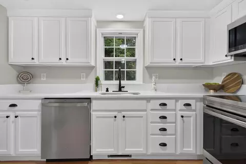 230 Race Ln, Marstons Mills, MA 02648 photo 13
