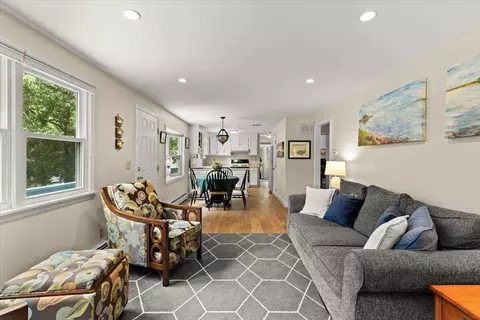 Living - 84 Eel Pond Rd, Monument Beach, MA 02553 photo 5 of 6