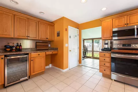 Kitchen - 5 Birch St, Buzzards Bay, MA 02532 photo 2 of 2