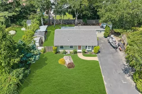 View/Area - 5 Birch St, Buzzards Bay, MA 02532 photo 1 of 8