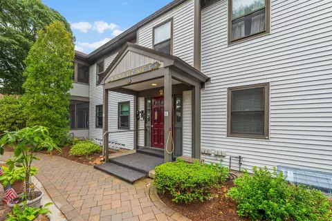 14 Harold St #2C, Harwich Port, MA 02646