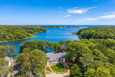 50 Shaker Ln, East Falmouth, MA 02536