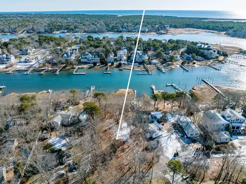 24 Seconsett Point Rd, Mashpee, MA 02649 photo 2