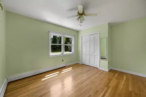 Bedroom - 40 Smith Farm Rd, Eastham, MA 02642 photo 4 of 6