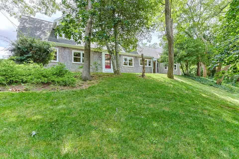 Exterior - 40 Smith Farm Rd, Eastham, MA 02642 photo 2 of 15