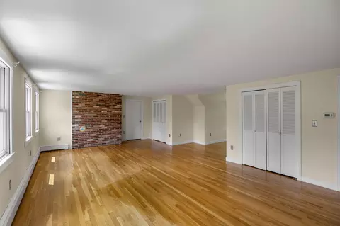 Living - 40 Smith Farm Rd, Eastham, MA 02642 photo 7 of 8