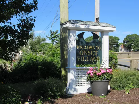 View/Area - 60 11th St, Onset, MA 02558 photo 1 of 2