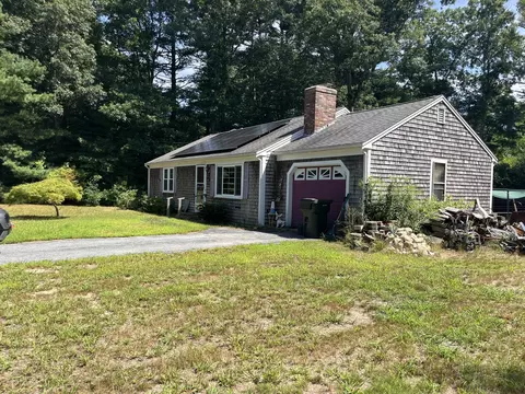 110 Goff Ter, Centerville, MA 02632 photo 2
