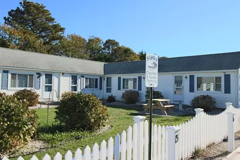 174 Captain Chase Rd UNIT 18, Dennis Port, MA 02639
