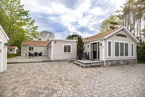 2 Ernst Way, Harwich Port, MA 02646