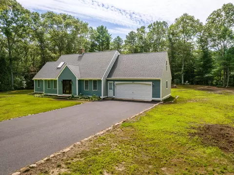 3 Popple Bottom Rd, Sandwich, MA 02563
