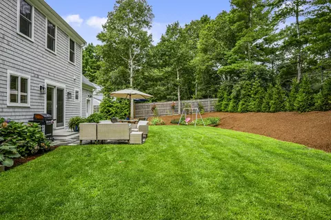 Exterior - 20 Wedgewood Dr, Centerville, MA 02632 photo 14 of 14
