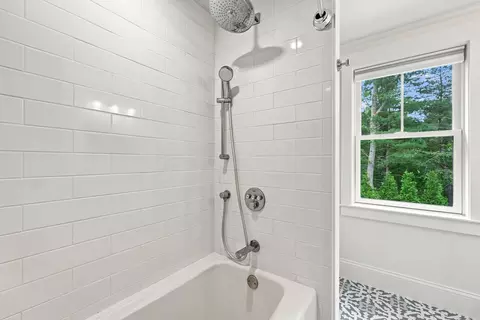 Bath - 20 Wedgewood Dr, Centerville, MA 02632 photo 5 of 5