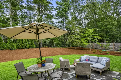 Exterior - 20 Wedgewood Dr, Centerville, MA 02632 photo 9 of 14