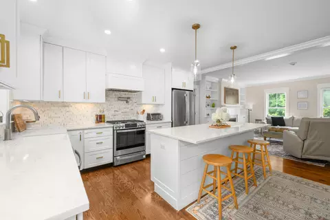 Kitchen - 20 Wedgewood Dr, Centerville, MA 02632 photo 6 of 8