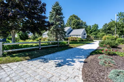 101 Division St, Dennis Port, MA 02639