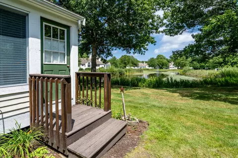 Exterior - 7 Ironwood Path, Mashpee, MA 02649 photo 3 of 4