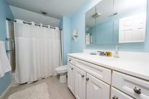Bath - 7 Ironwood Path, Mashpee, MA 02649 photo 3 of 4