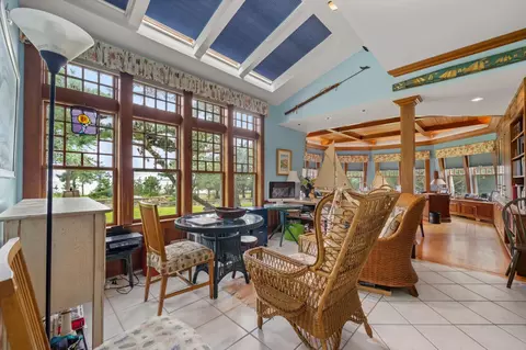 Dining - 4 Sherbourne Way, Wareham, MA 02571 photo 2 of 2