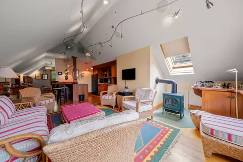 Living - 4 Sherbourne Way, Wareham, MA 02571 photo 2 of 2