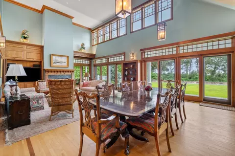 Dining - 4 Sherbourne Way, Wareham, MA 02571 photo 1 of 2