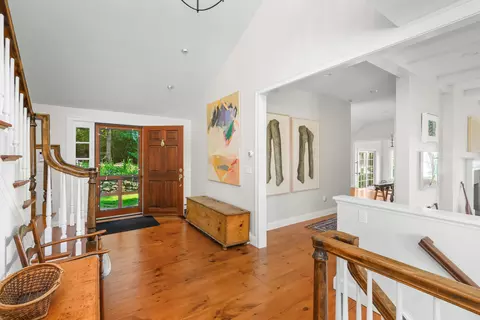 Entry Way - 11 Sheperds Way, Barnstable, MA 02630 photo 4 of 8