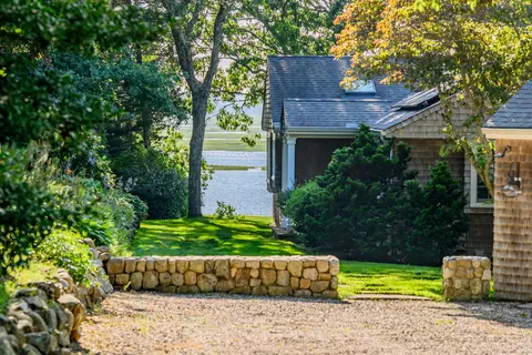 Exterior - 11 Sheperds Way, Barnstable, MA 02630 photo 14 of 17