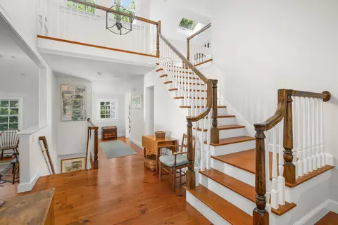 Entry Way - 11 Sheperds Way, Barnstable, MA 02630 photo 2 of 8