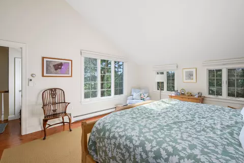 Bedroom - 11 Sheperds Way, Barnstable, MA 02630 photo 2 of 4