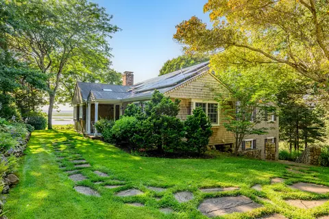 Exterior - 11 Sheperds Way, Barnstable, MA 02630 photo 10 of 17
