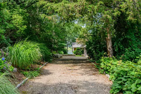 Exterior - 11 Sheperds Way, Barnstable, MA 02630 photo 7 of 17