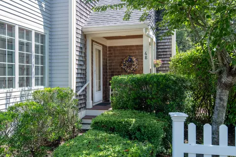Exterior - 68 Gold Leaf Ln, Mashpee, MA 02649 photo 5 of 8